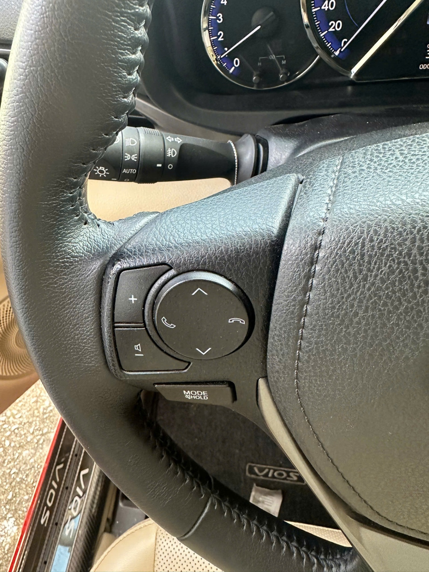 Toyota Vios G 1.5 CVT 2022 - Nội thất 8