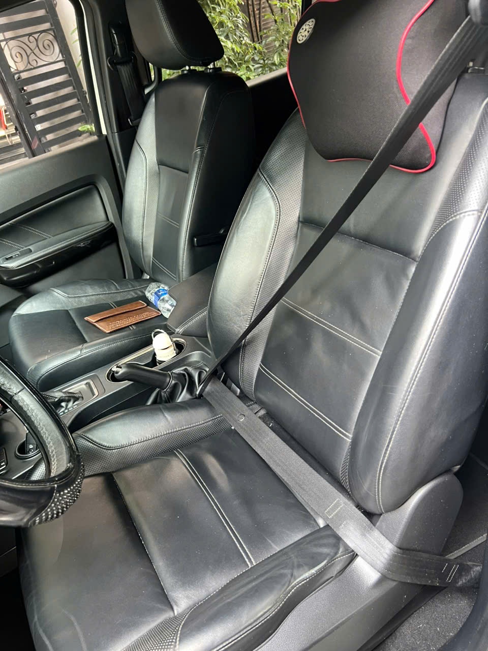 Ford Everest Titanium 2.0L 4x2 AT 2020 - Nội thất 2