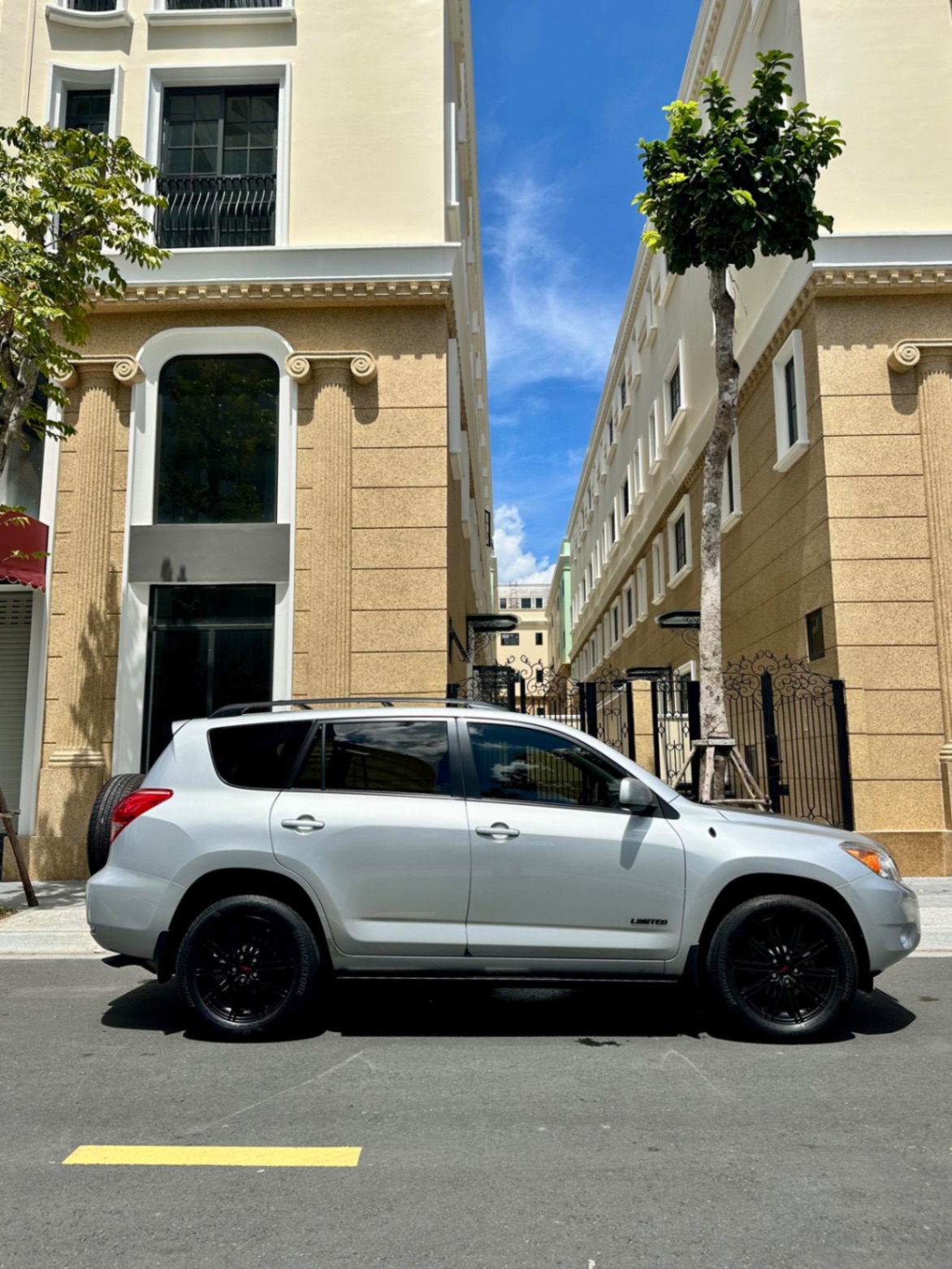 Toyota Rav4 Limited 3.5 V6 2008