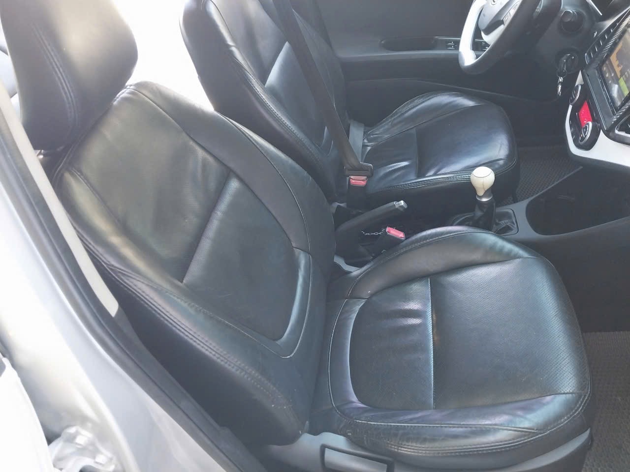 Kia Picanto 1.25 MT 2012 - Nội thất 1