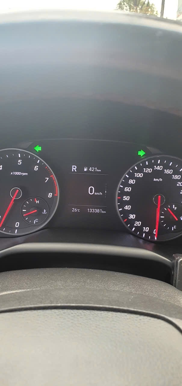 Hyundai Elantra Sport 1.6 AT 2019 - Nội thất 1