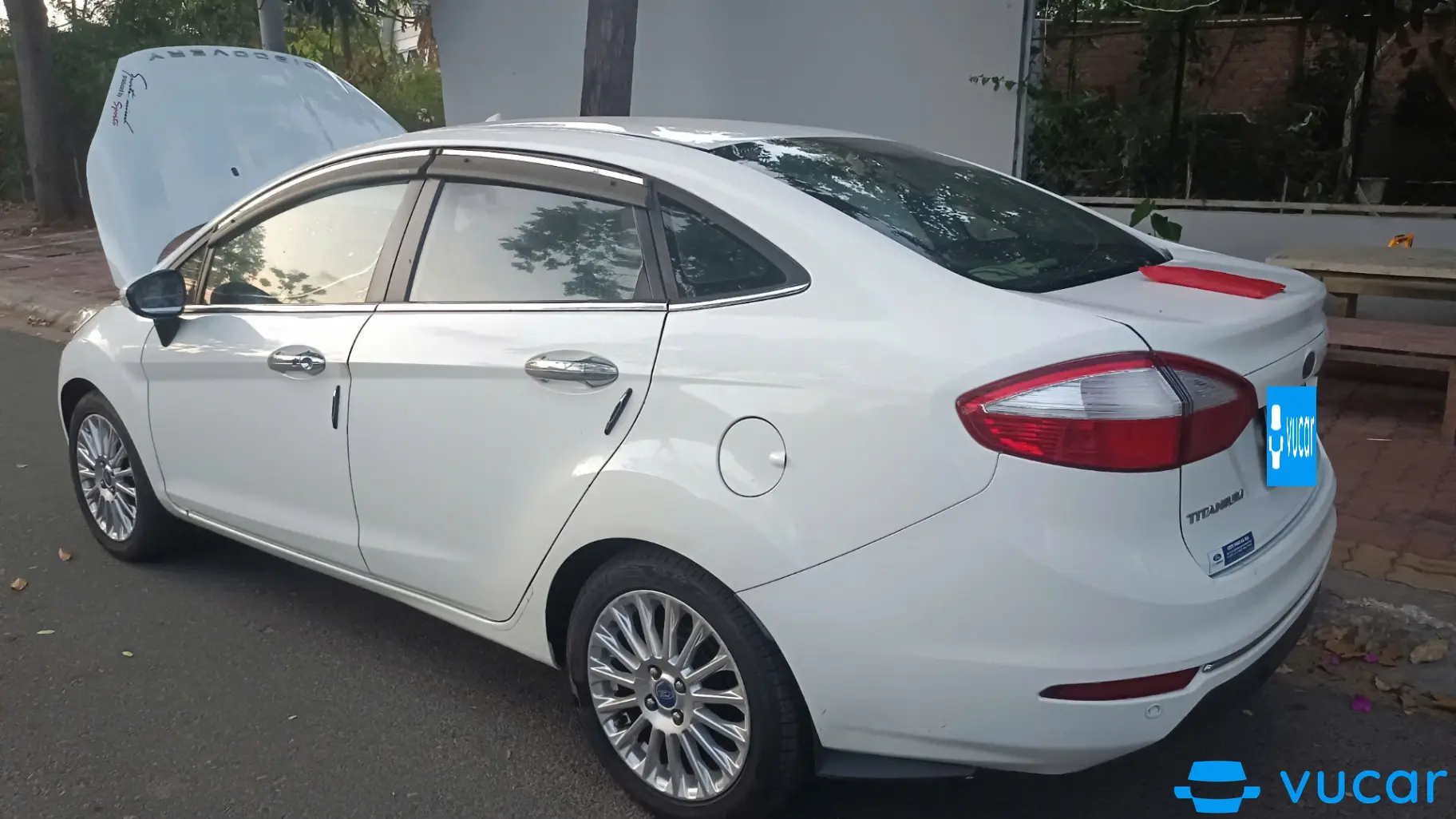 Ford Fiesta Titanium 1.5 AT 2015 - Ngoại thất 5