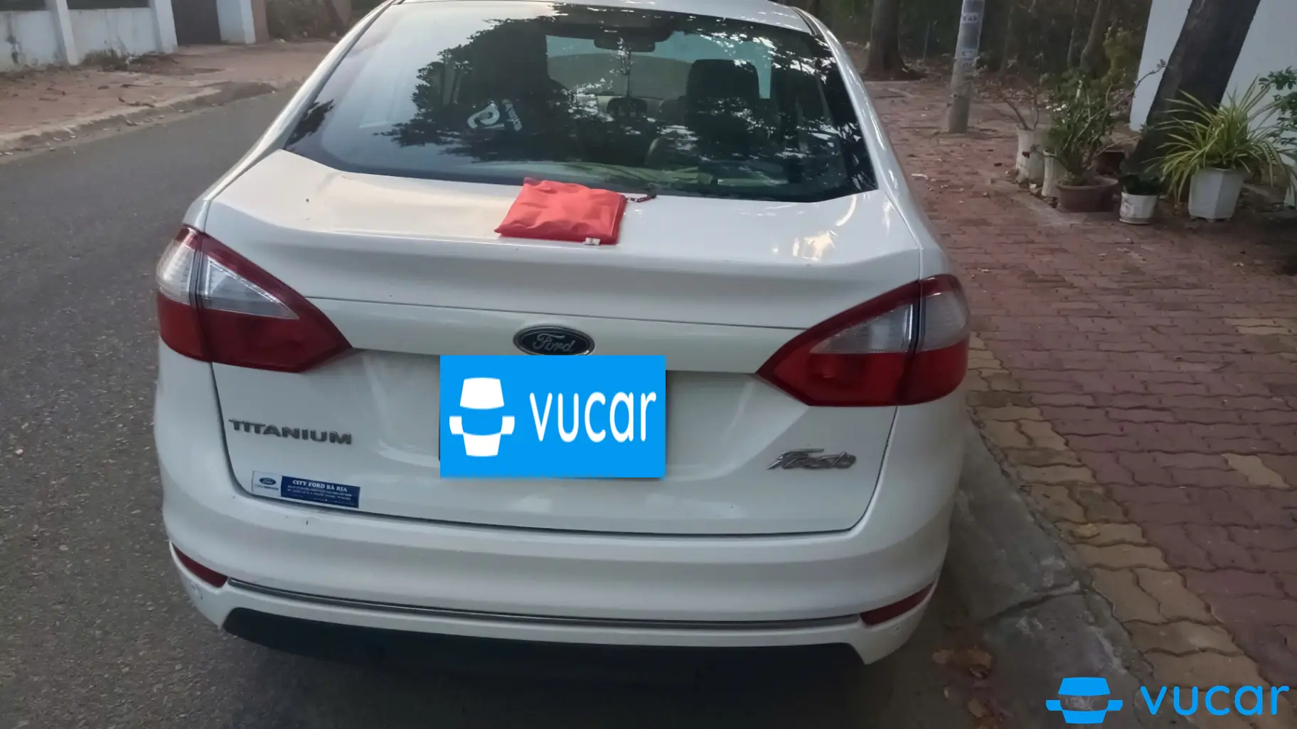 Ford Fiesta Titanium 1.5 AT 2015 - Ngoại thất 6