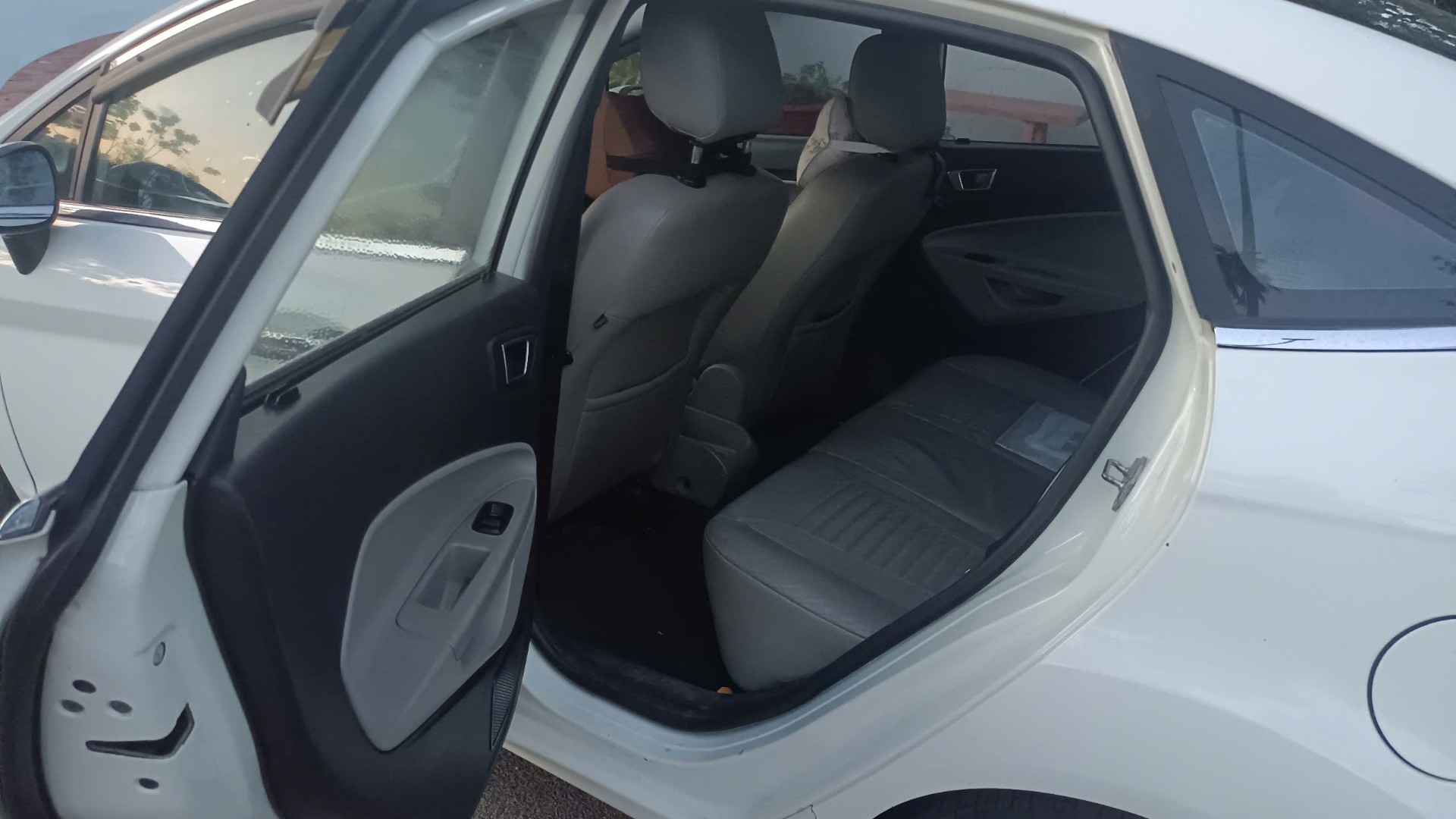 Ford Fiesta Titanium 1.5 AT 2015 - Nội thất 2