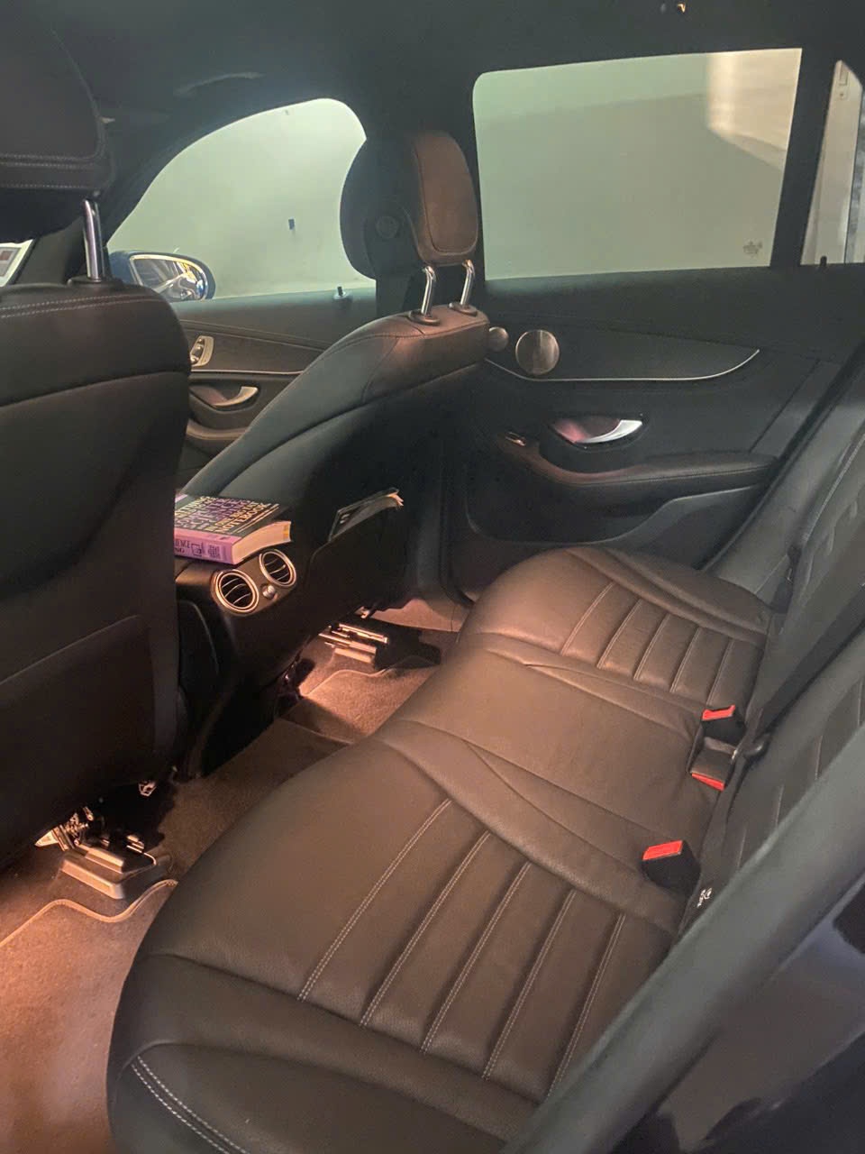 Mercedes Glc 300 4Matic 2021 - Nội thất 9