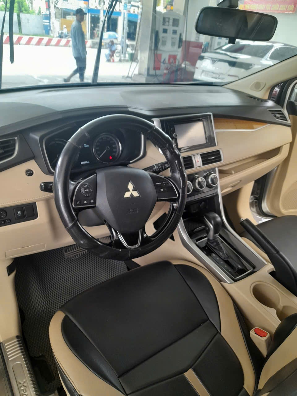 Mitsubishi Xpander 2019 1.5 AT - Nội thất 1