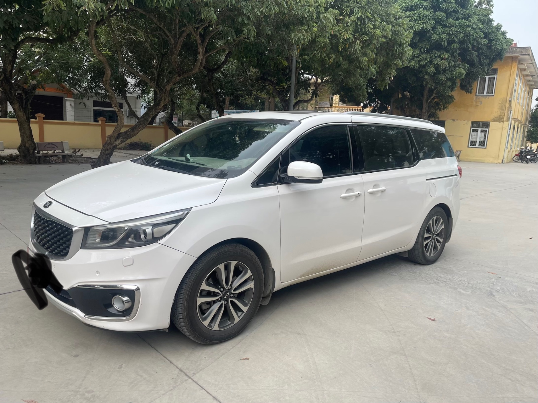 Kia Sedona 2.2L DATH 2017 - Ngoại thất 3