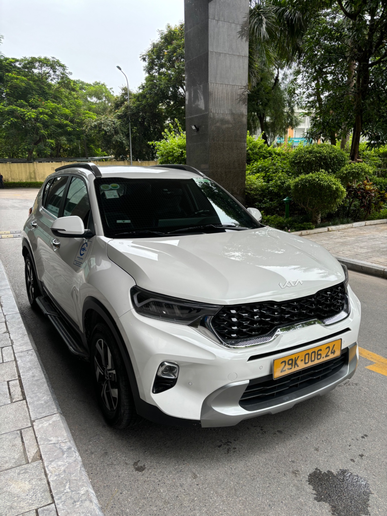 Kia Sonet Luxury 1.5 AT 2022