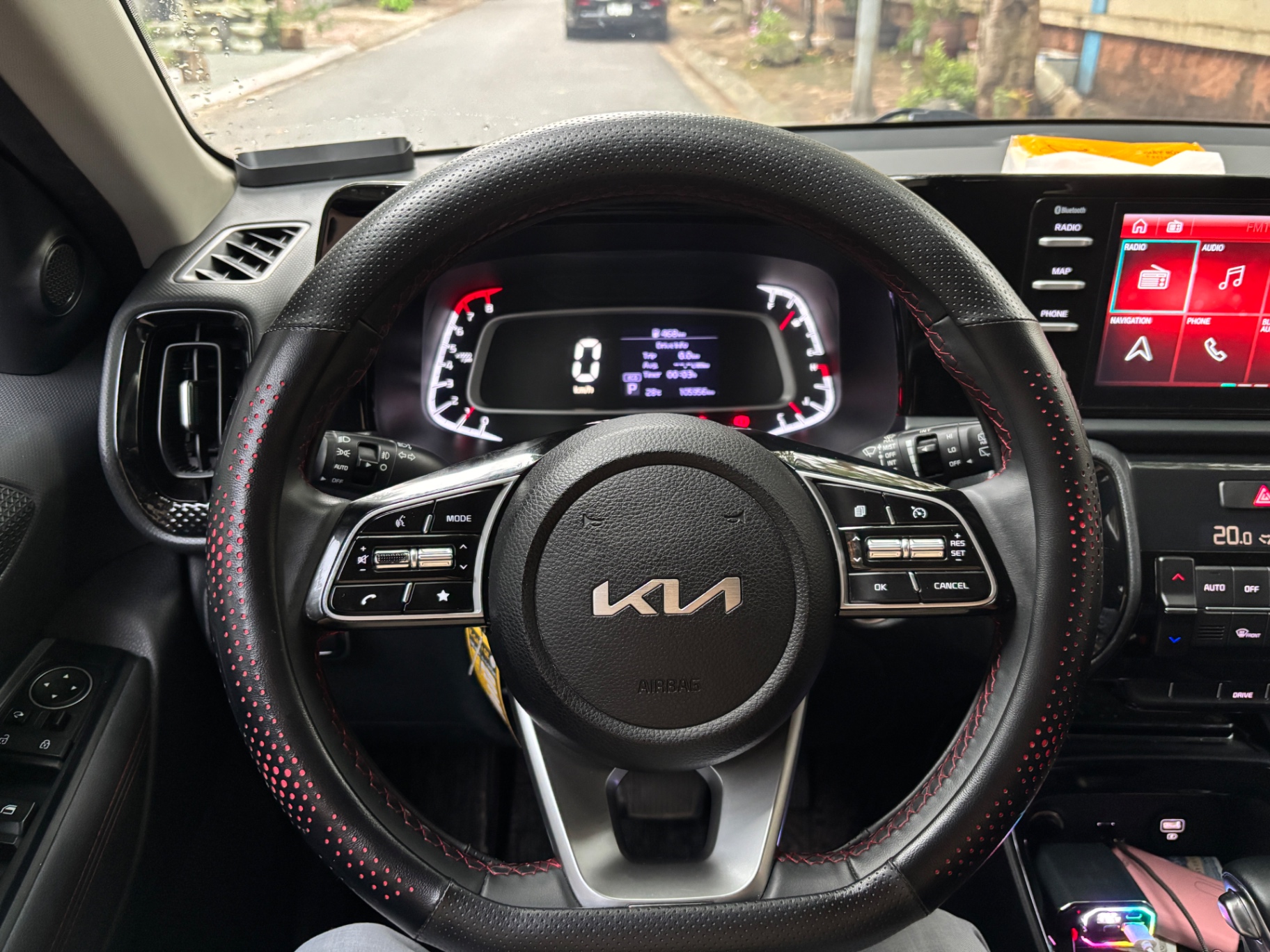 Kia Sonet Luxury 1.5 AT 2022 - Nội thất 3