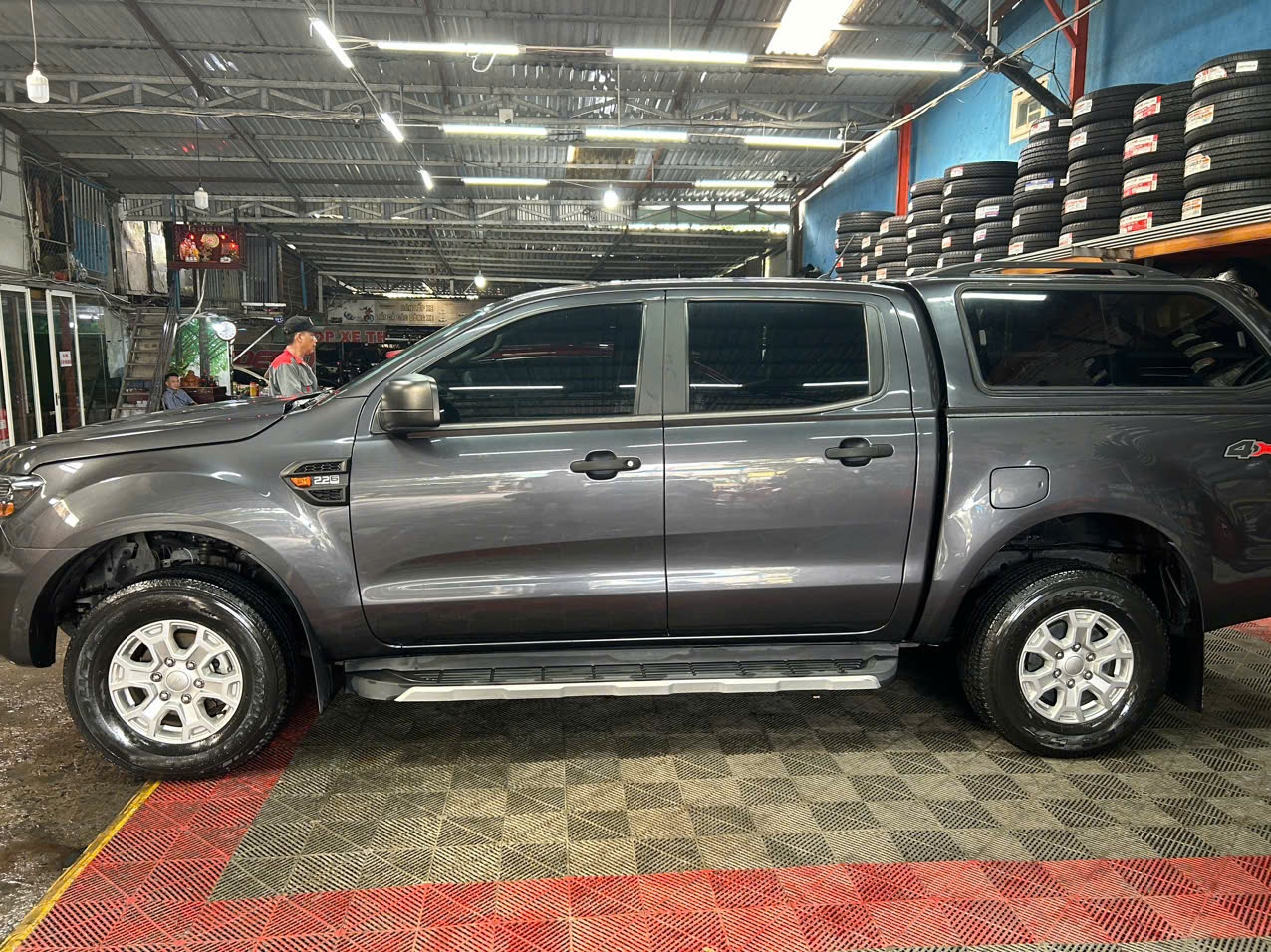 Ford Ranger XLT 2.2L 4x4 MT 2021 - Ngoại thất 2
