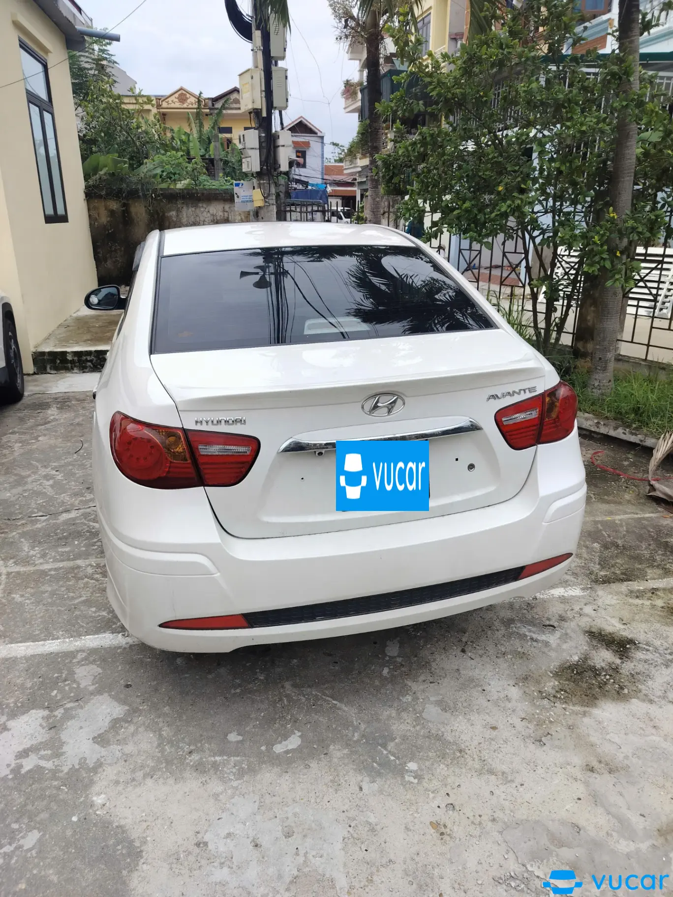 Hyundai Avante 1.6 AT 2013 - Ngoại thất 2