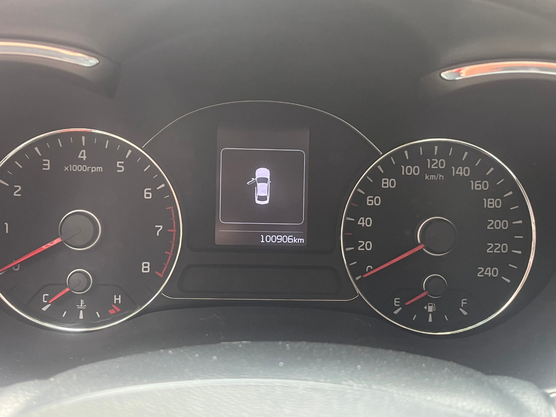 Kia Cerato 2.0 AT 2016 - Nội thất 2