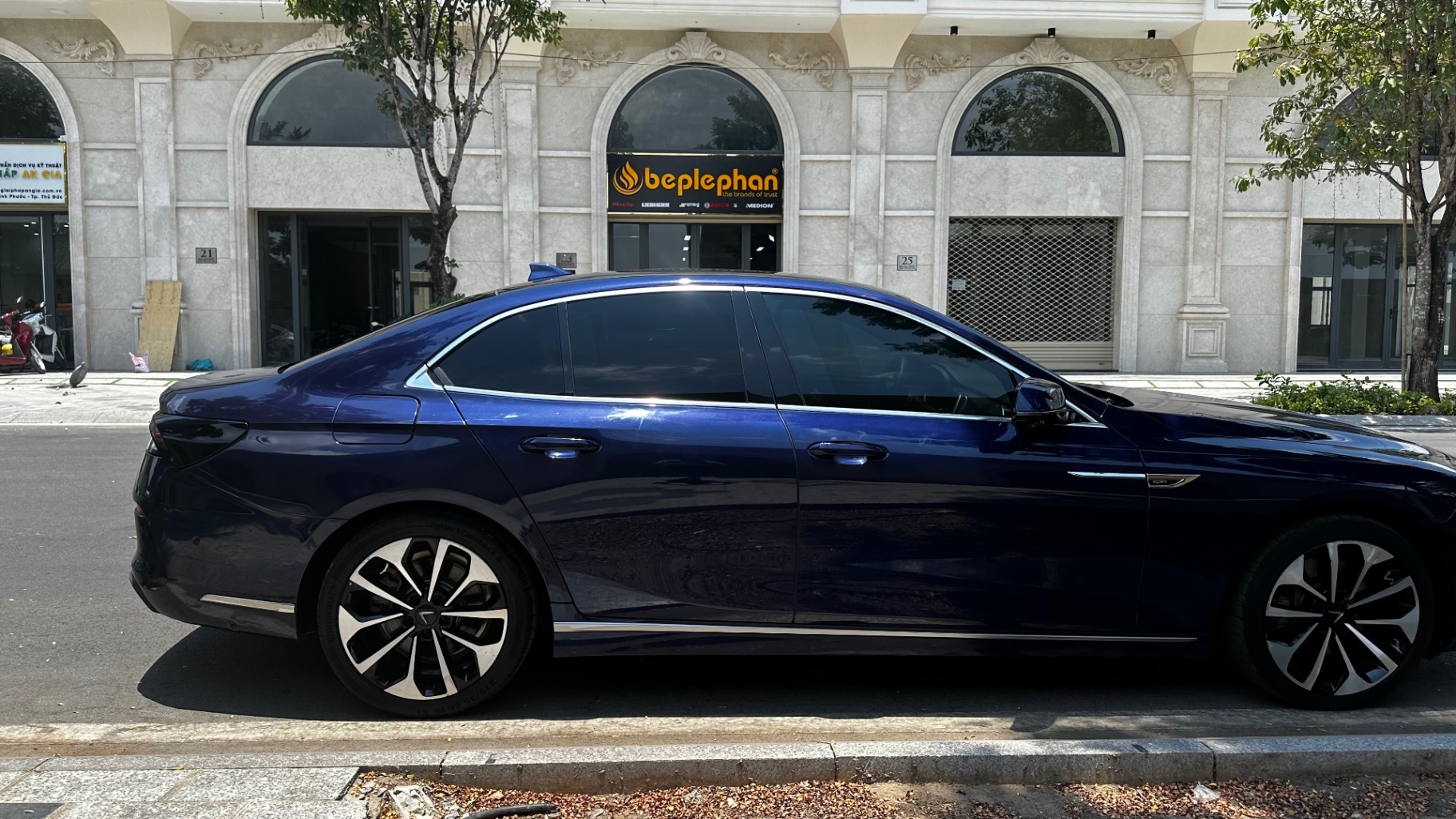 Vinfast Lux a 2.0 Premium 2.0 AT 2020 - Ngoại thất 3