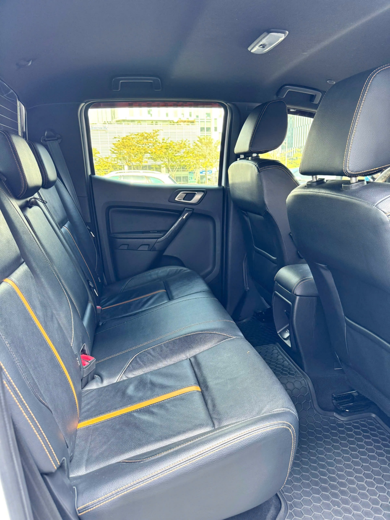 Ford Ranger Wildtrak 2.0L 4x4 AT 2020 - Nội thất 7