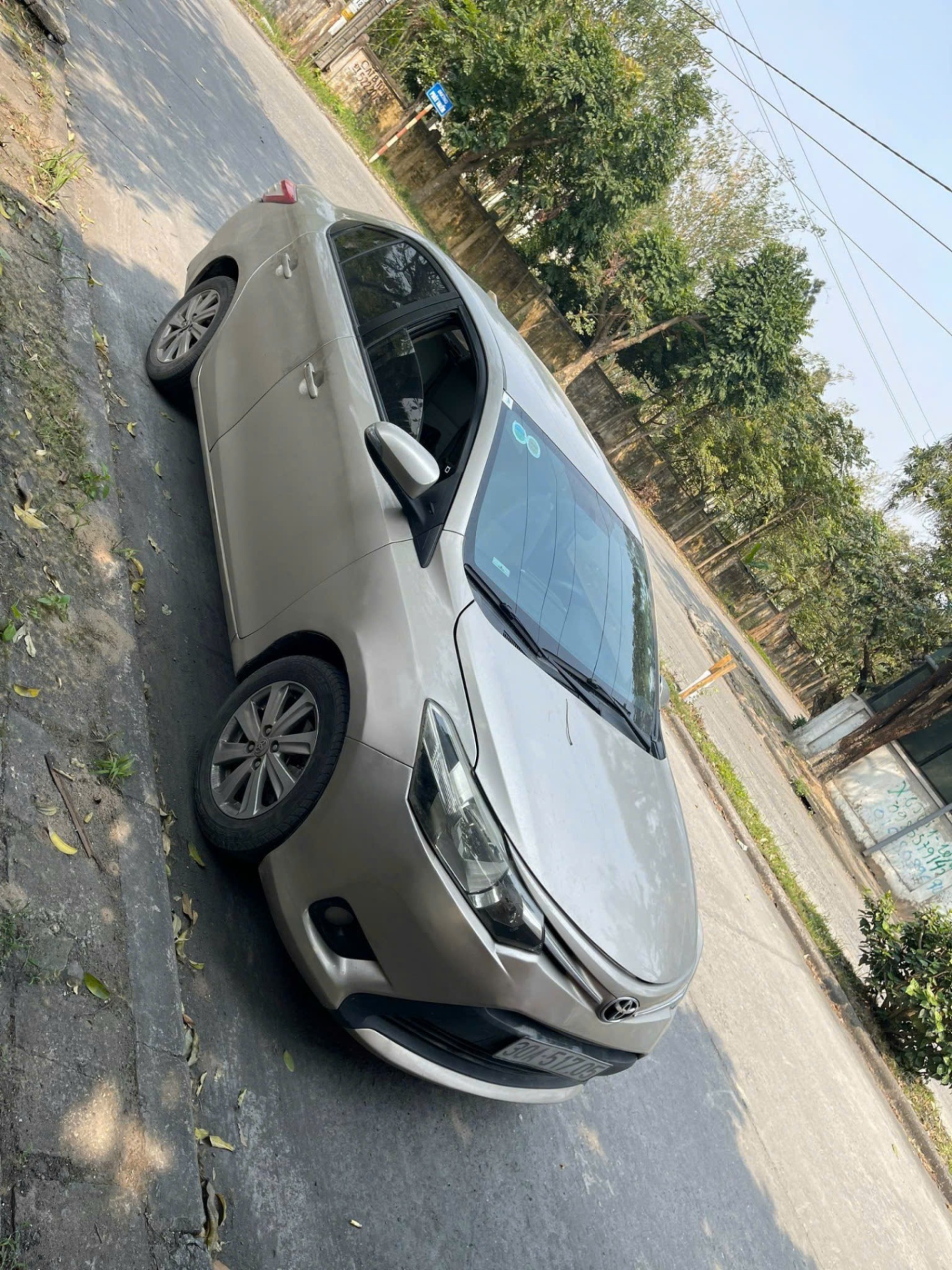 Toyota Vios 1.5E 2015 - Ngoại thất 2