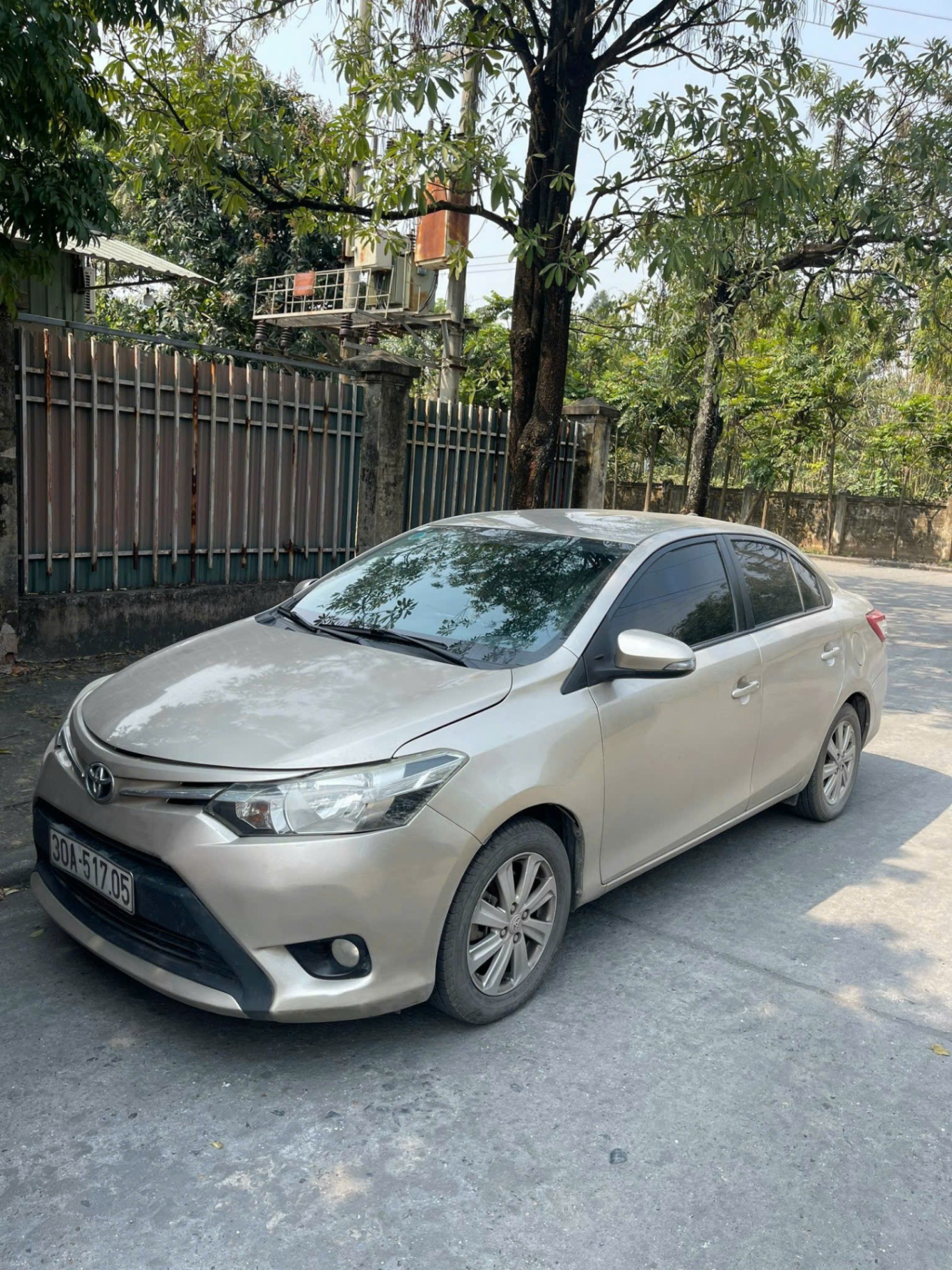 Toyota Vios 1.5E 2015 - Ngoại thất 3
