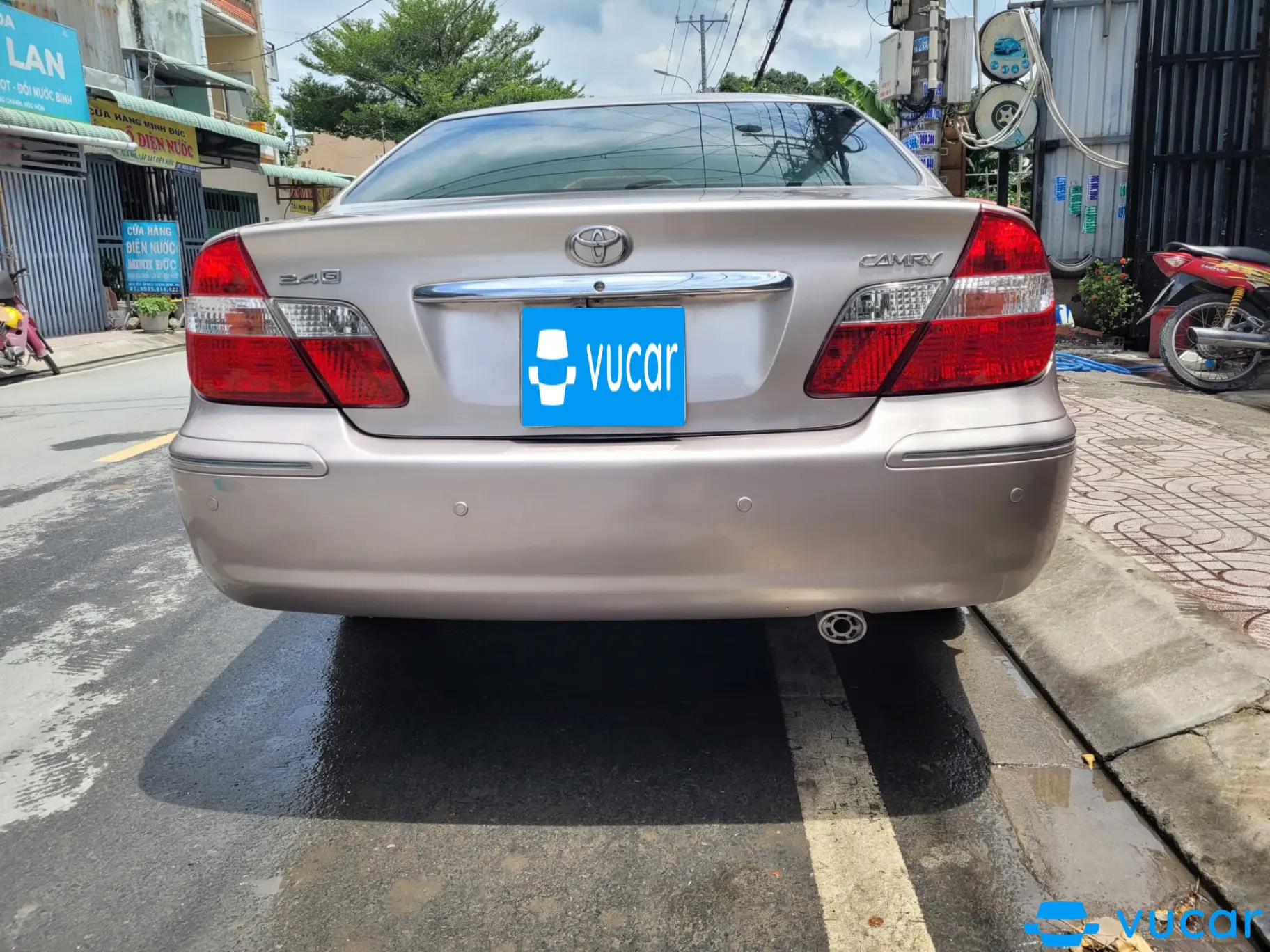 Toyota Camry 2.4G 2004 - Ngoại thất 12