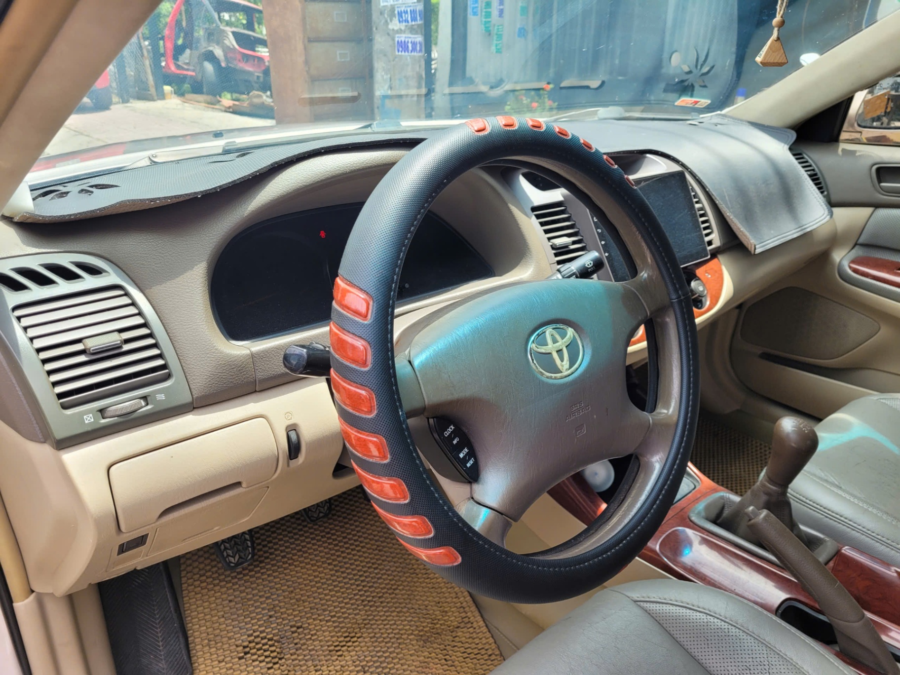 Toyota Camry 2.4G 2004 - Nội thất 4