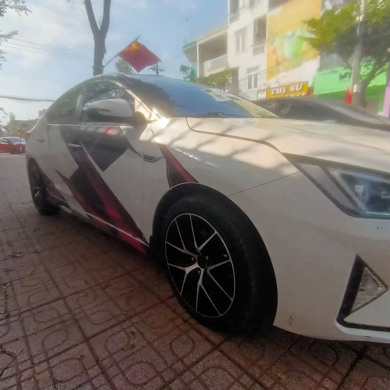 Hyundai Elantra 1.6 AT 2020 - Ngoại thất 3