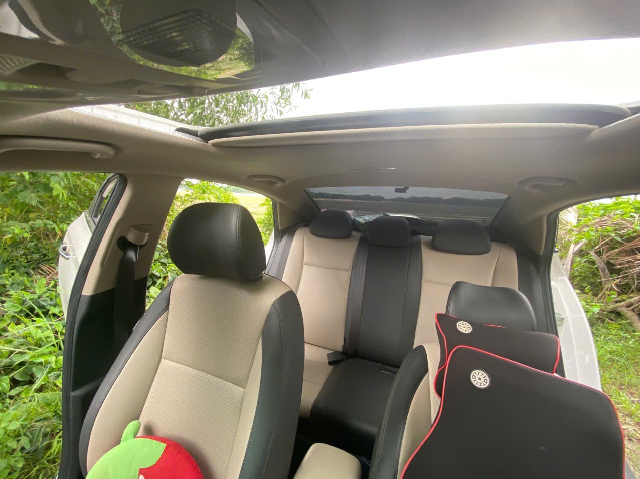 Hyundai Accent 1.4 AT Đặc Biệt 2022 - Nội thất 2