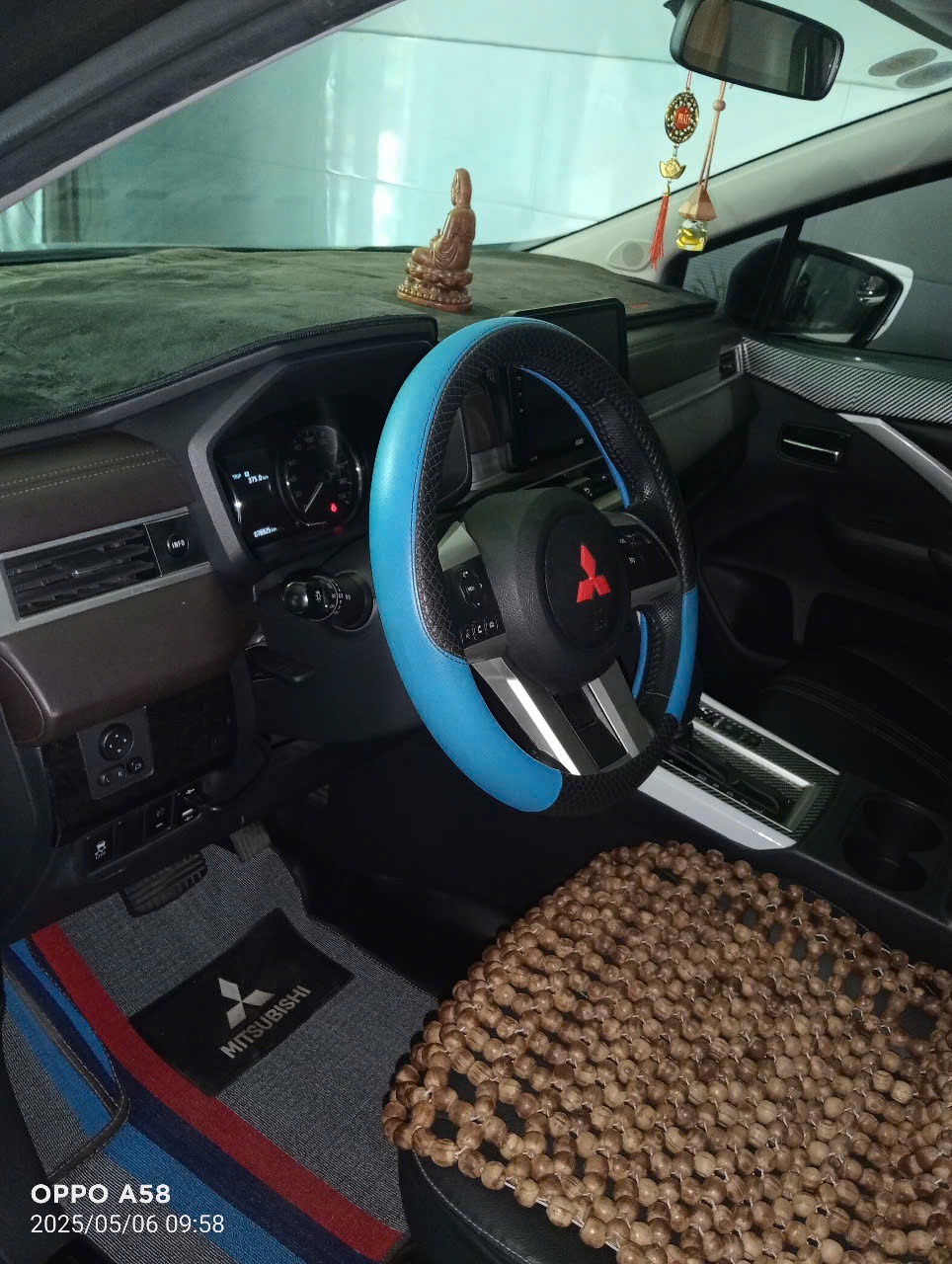 Mitsubishi Xpander 1.5 AT 2022 - Nội thất 5