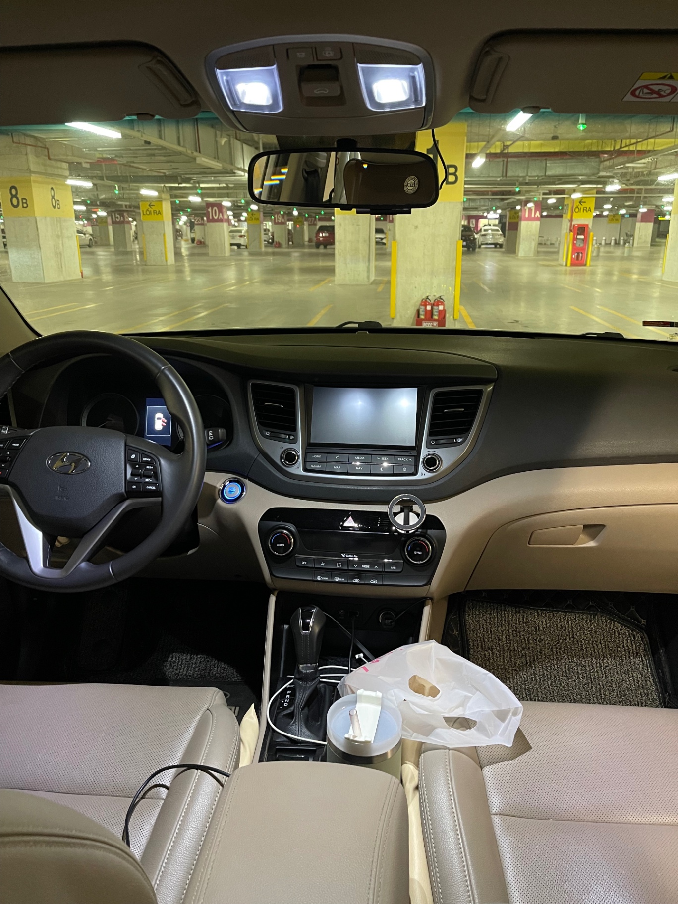 Hyundai Tucson 2.0 AT CRDi 2018 - Nội thất 1