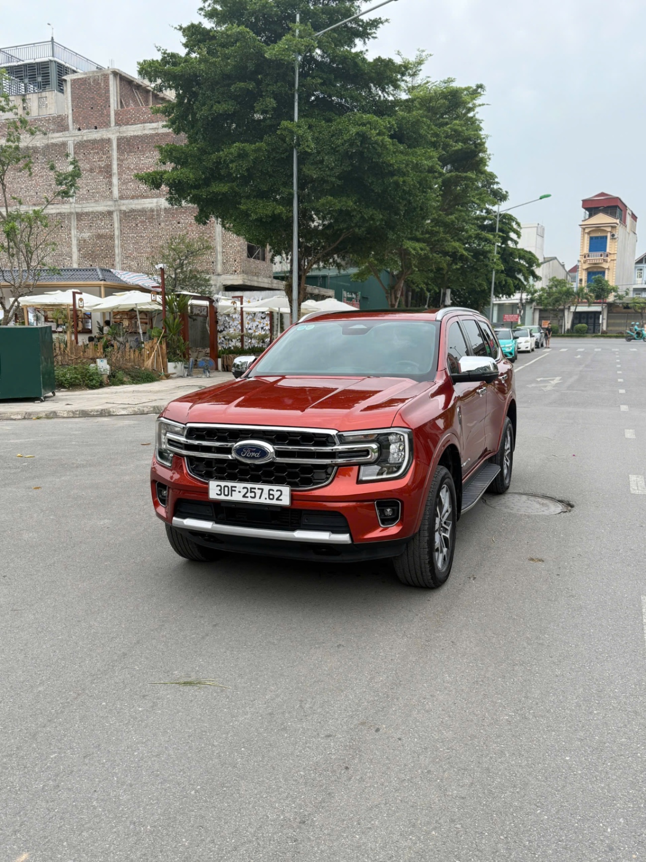 Ford Everest Titanium 2.0L 4x2 AT 2023