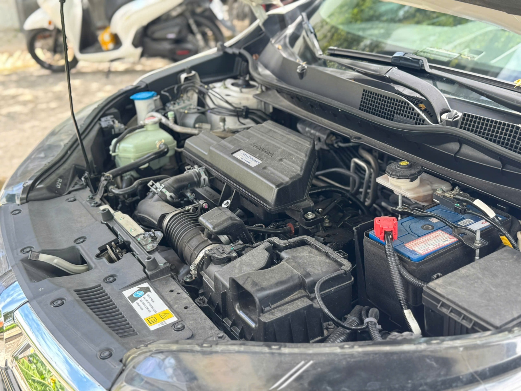Honda CRV L 2020 - Khoang động cơ 2
