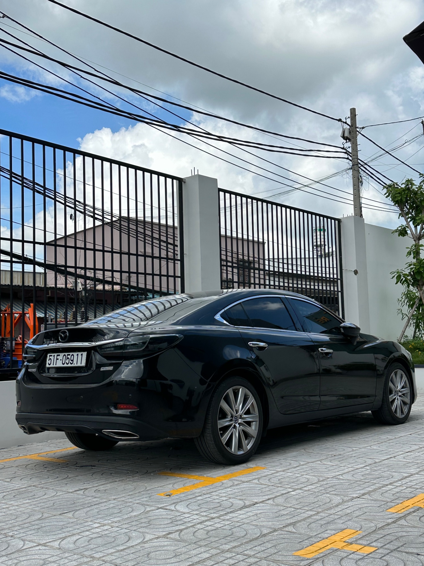 Mazda 6 2.5 AT 2014 - Ngoại thất 3