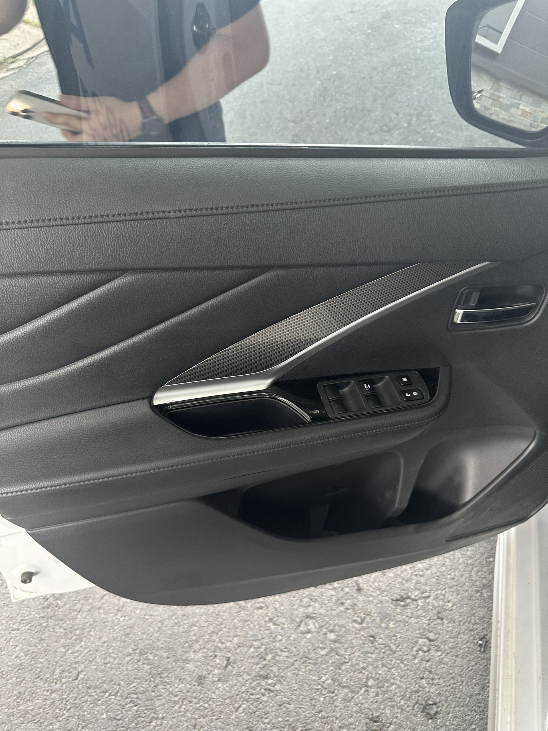 Mitsubishi Xpander 1.5 AT 2022 - Nội thất 5