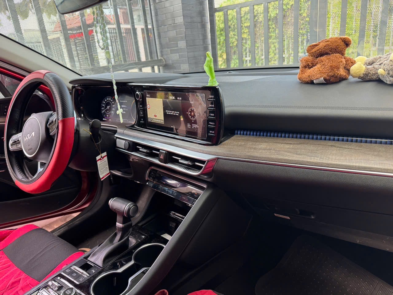 Kia K5 Premium 2.0 AT 2022 - Nội thất 1