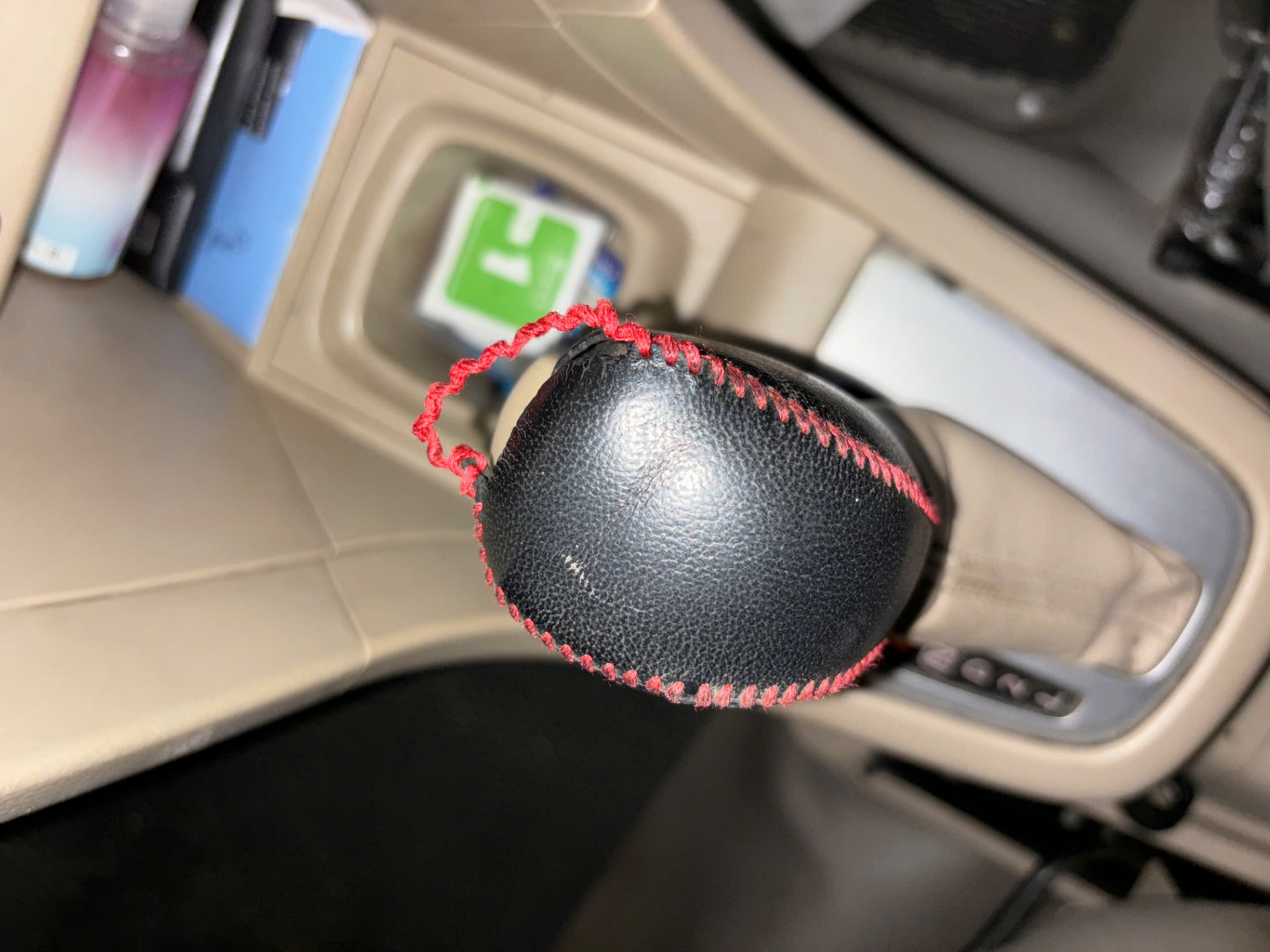 Suzuki Ertiga 1.4 AT 2016 - Nội thất 4