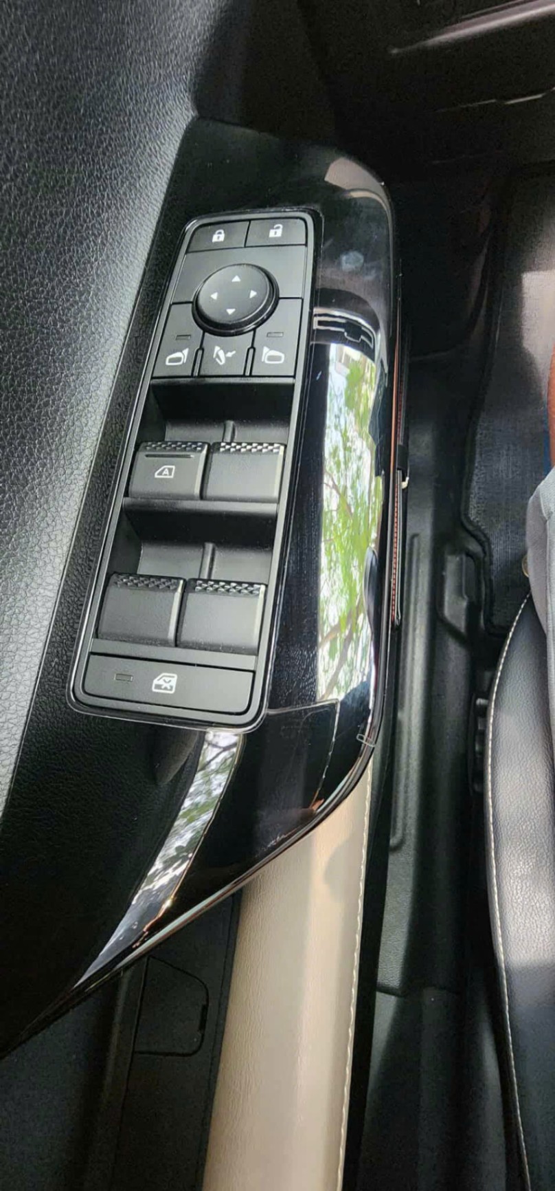 Mitsubishi Xforce Premium 2024 - Nội thất 3