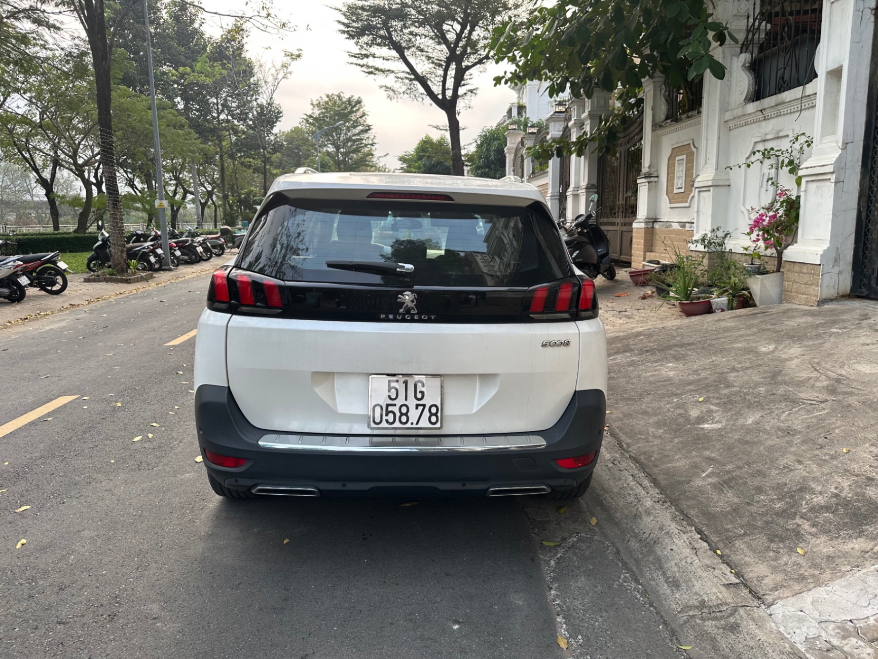Peugeot 5008 1.6 Allure 2018 - Ngoại thất 2