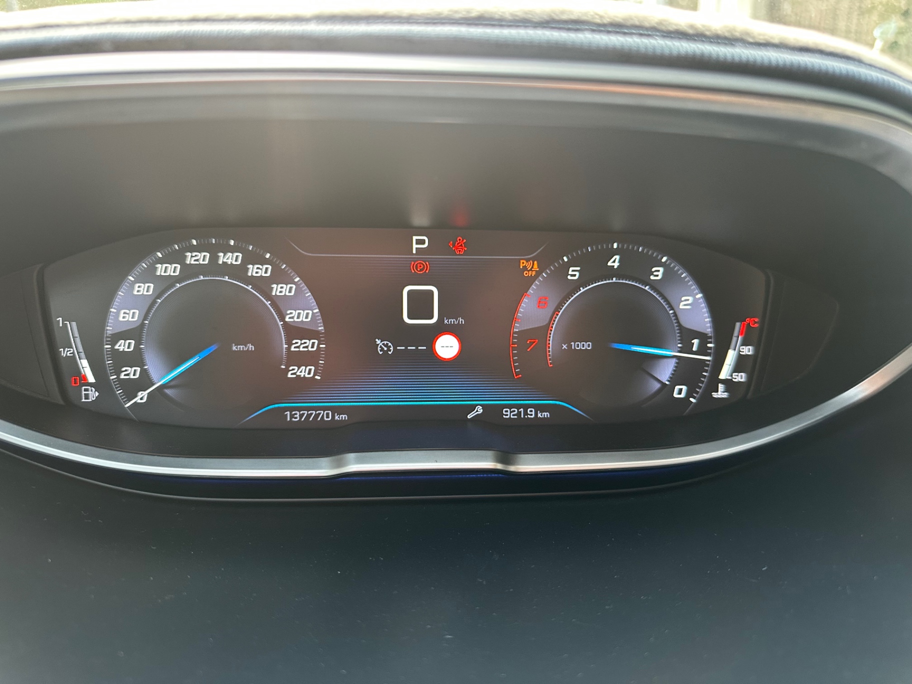 Peugeot 5008 1.6 Allure 2018 - Nội thất 1
