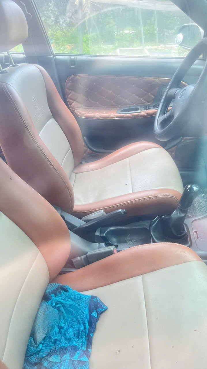 Mazda 626 2.0 MT 1995 - Nội thất 3