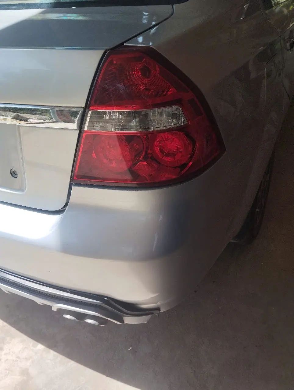 Chevrolet Aveo 1.5 MT 2012 - Ngoại thất 7
