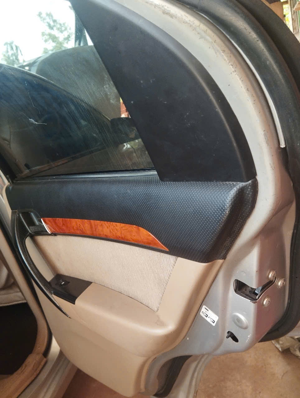 Chevrolet Aveo 1.5 MT 2012 - Nội thất 1