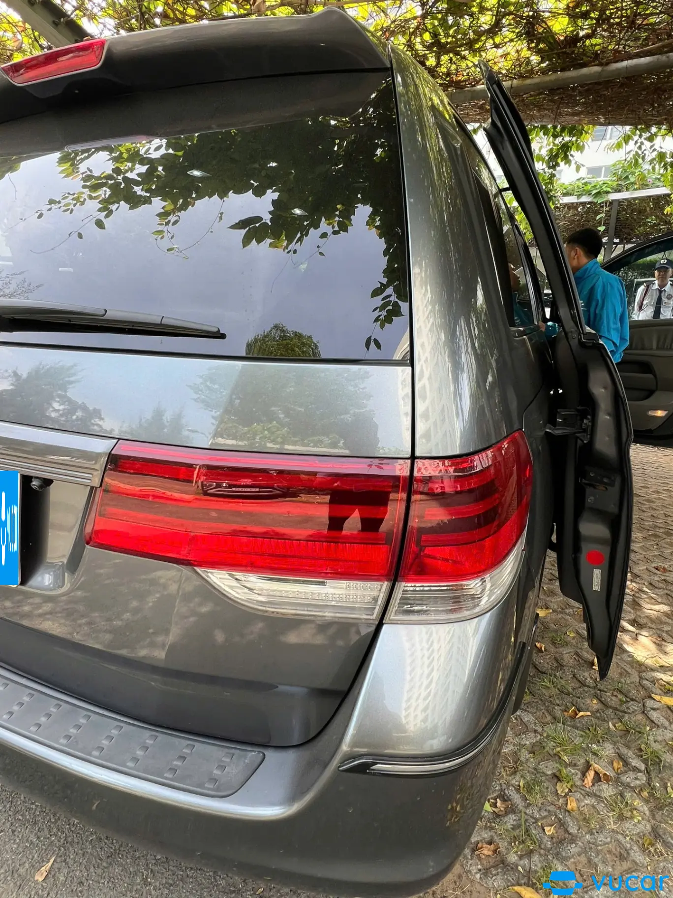 Honda Odyssey EX-L 3.5 AT 2010 - Ngoại thất 2