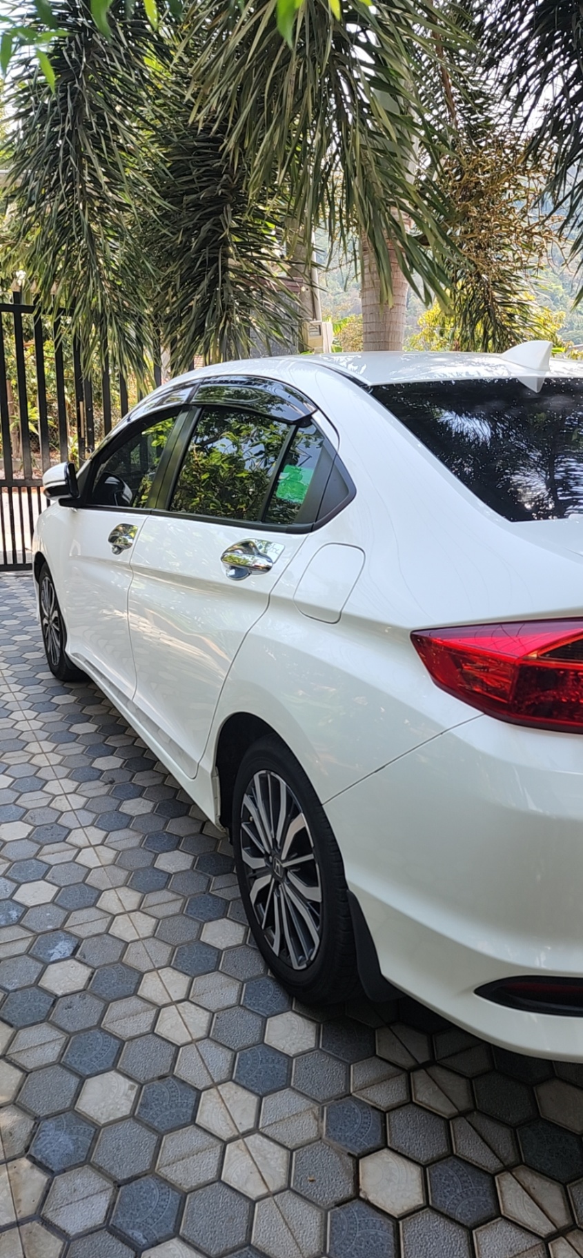 Honda City 1.5TOP 2019 - Ngoại thất 2