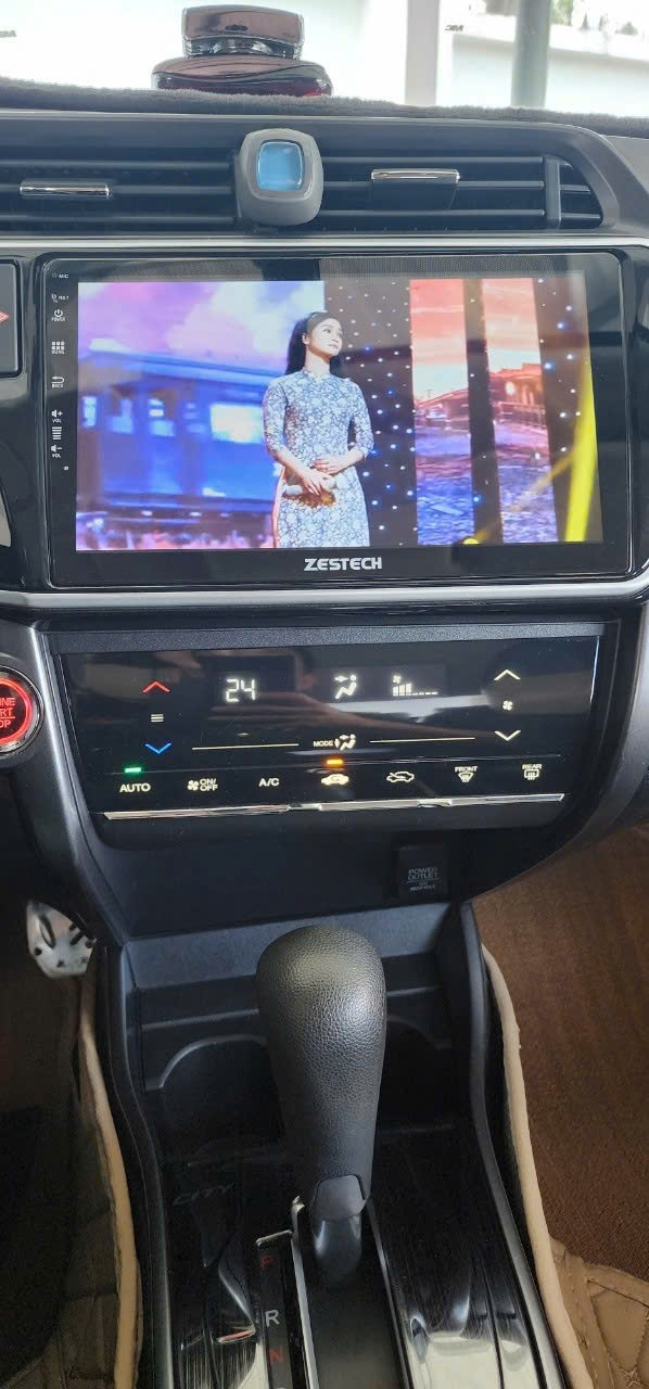 Honda City 1.5TOP 2019 - Nội thất 4