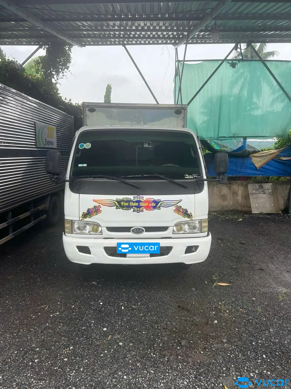 Kia K3000s . 2011