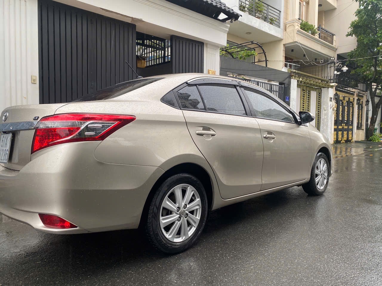 Toyota Vios 1.5G 2014 - Ngoại thất 2