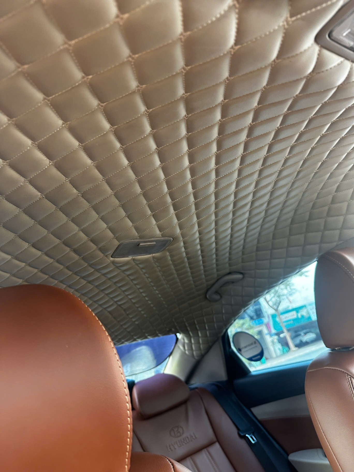 Hyundai Accent 1.4 AT 2018 - Nội thất 9