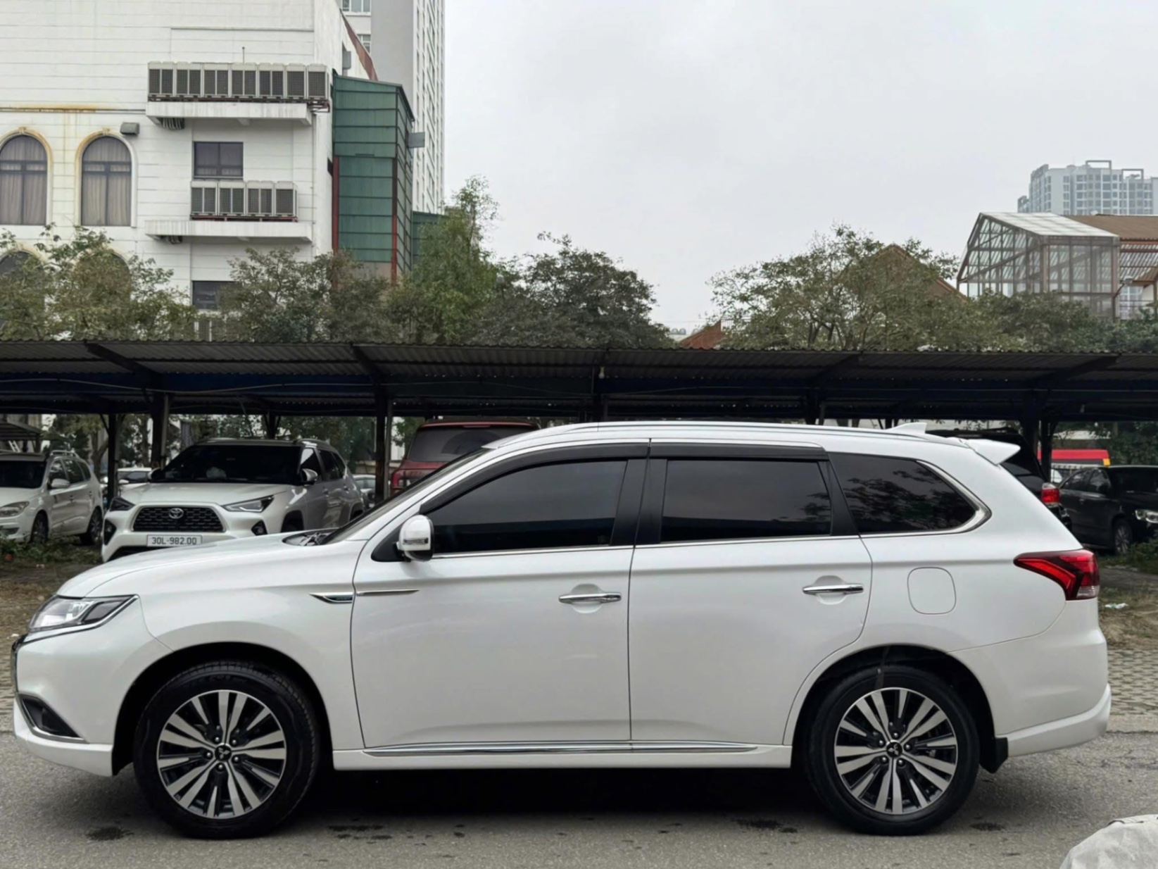 Mitsubishi Outlander 2.0 CVT 2022