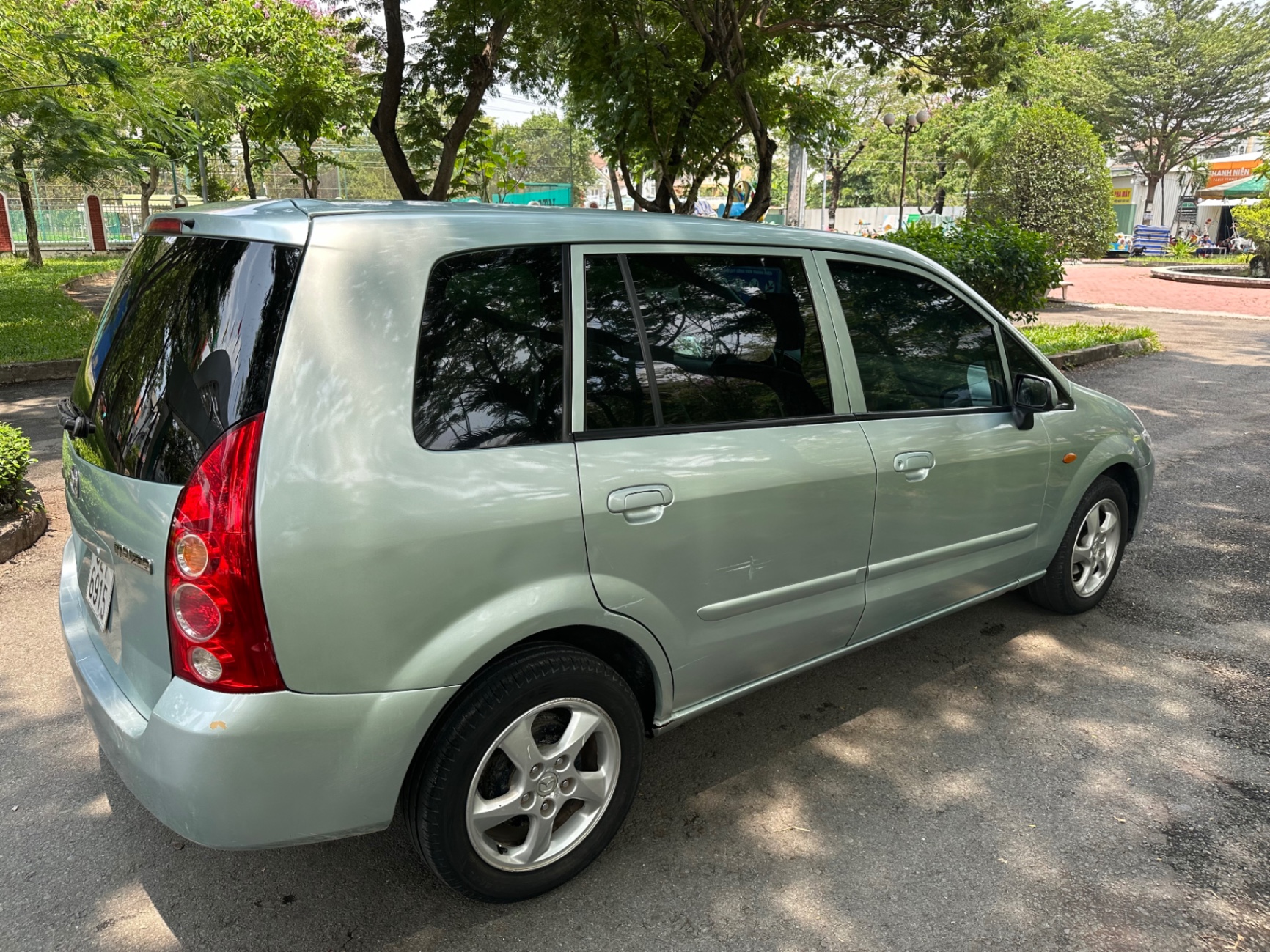 Mazda Premacy 1.8 AT 2005 - Ngoại thất 2