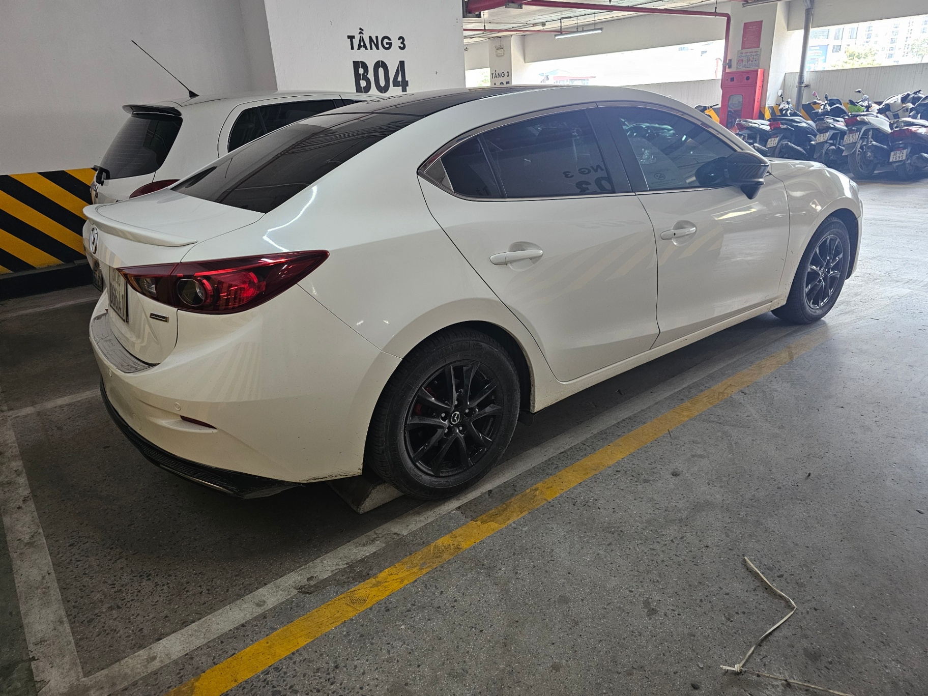 Mazda 3 1.5 2016 - Ngoại thất 3