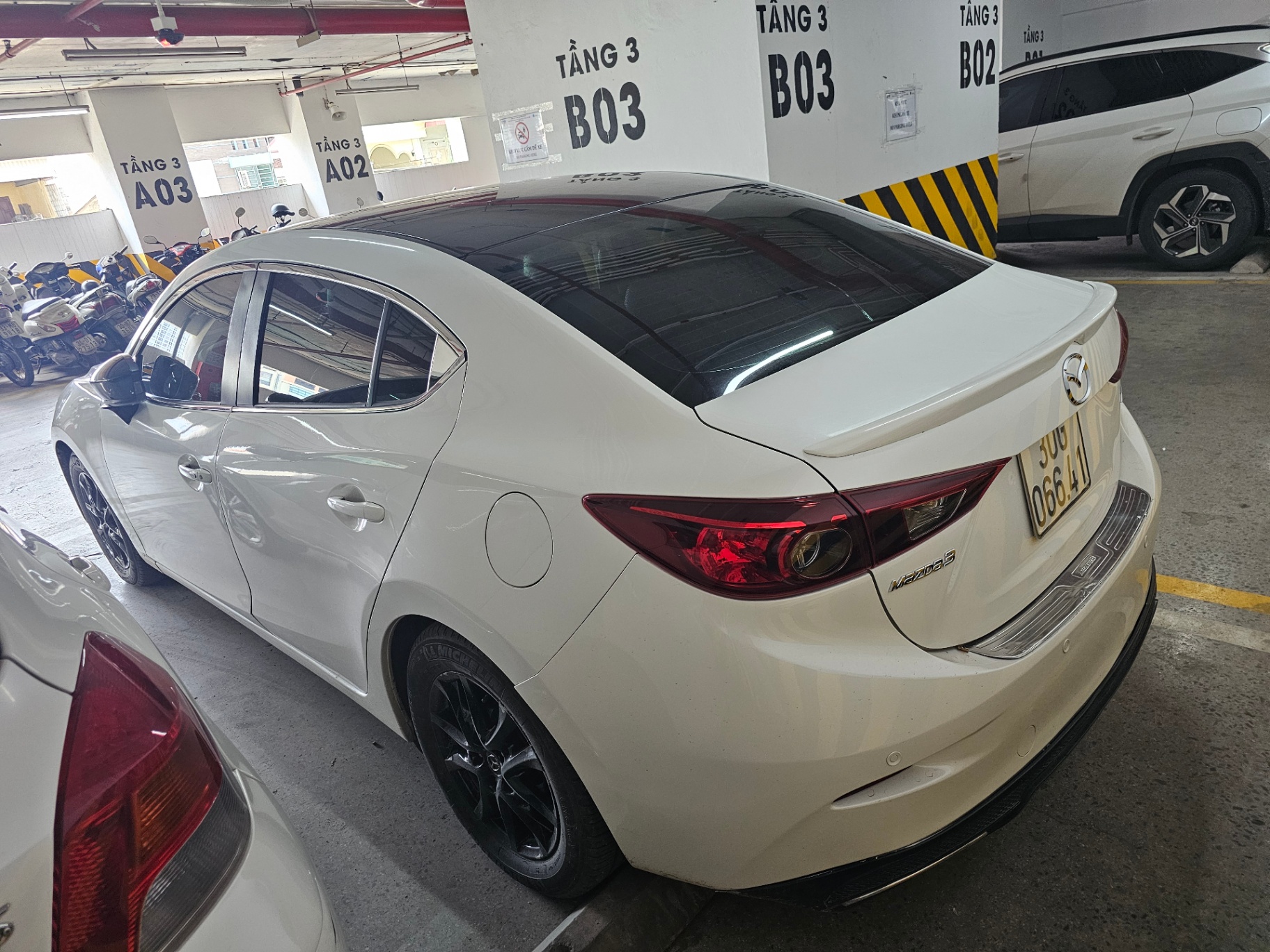 Mazda 3 1.5 2016 - Ngoại thất 4