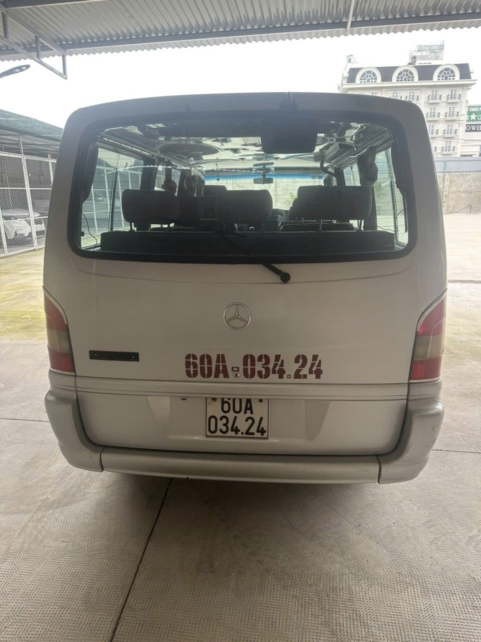 Mercedes Mb 100 2003