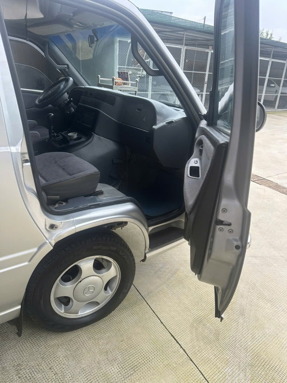 Mercedes Mb 100 2003 - Ngoại thất 2